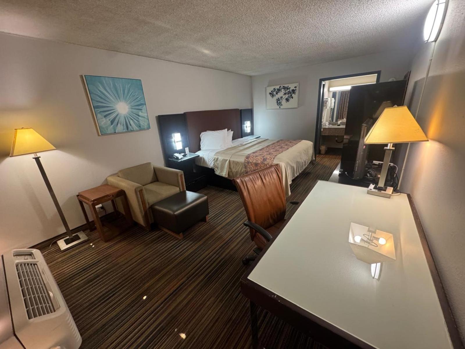Discovery Inn Lafayette Exteriör bild
